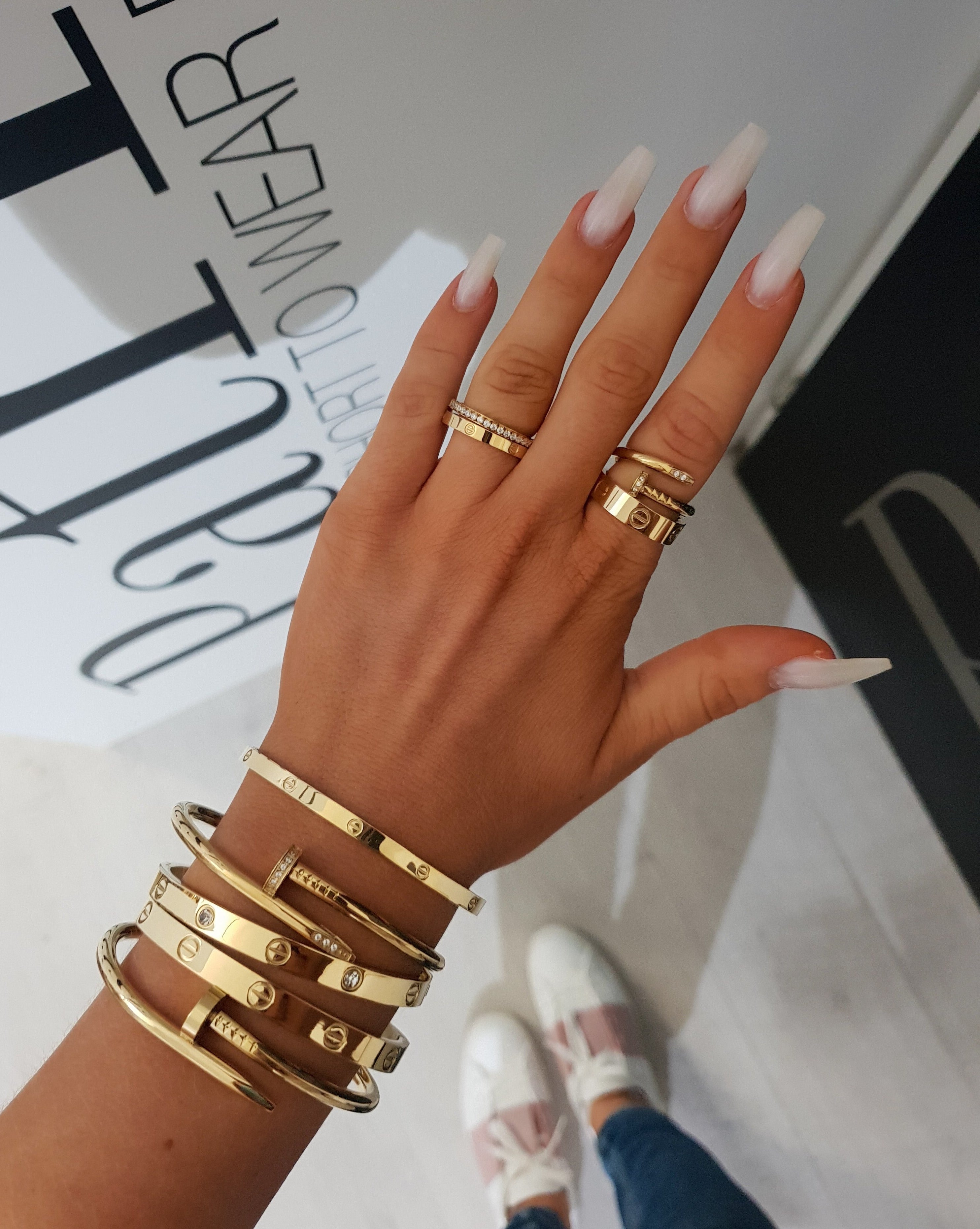 Armband LOVE | Breite Zeichen/Umstände