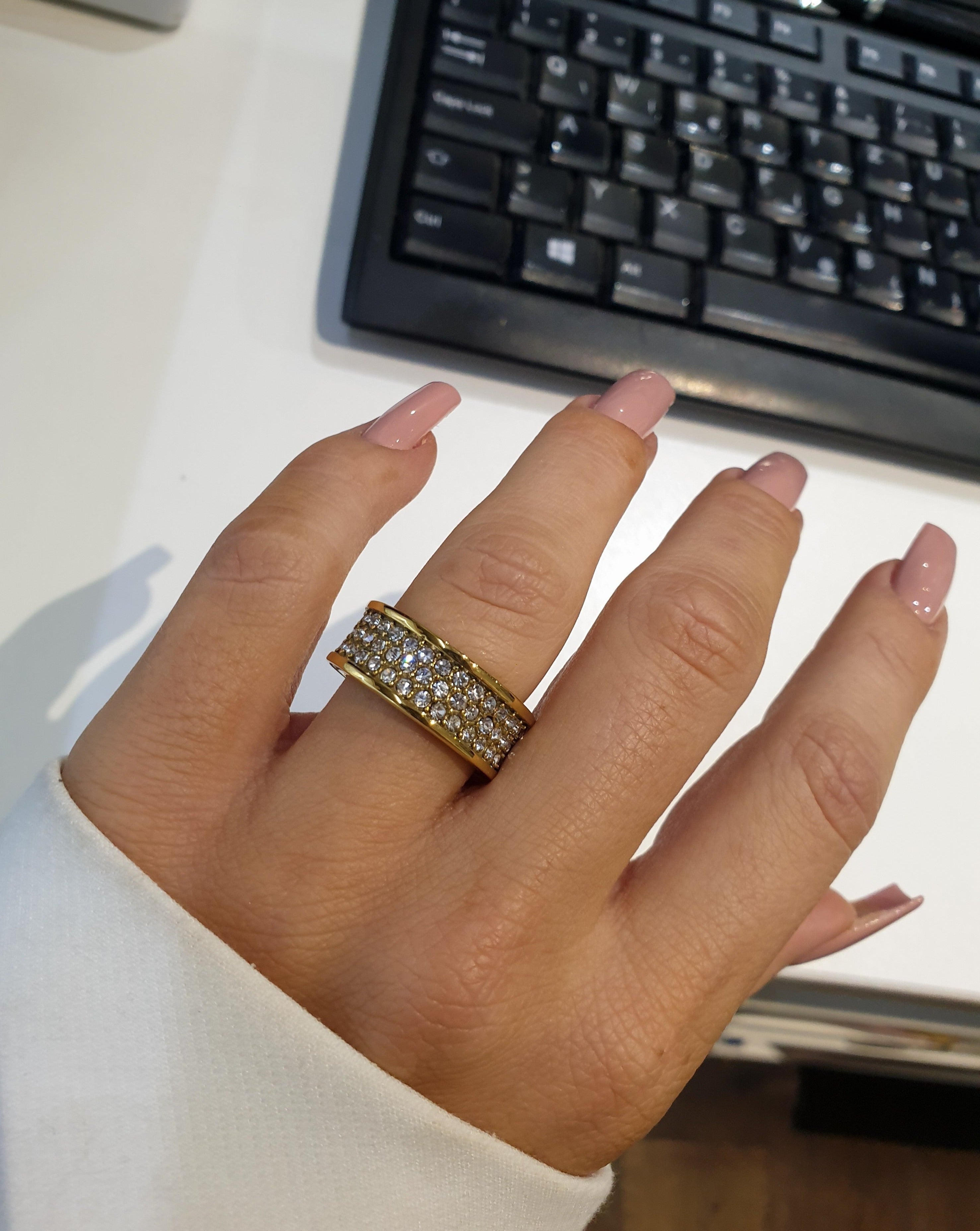 Ring OBSESSION