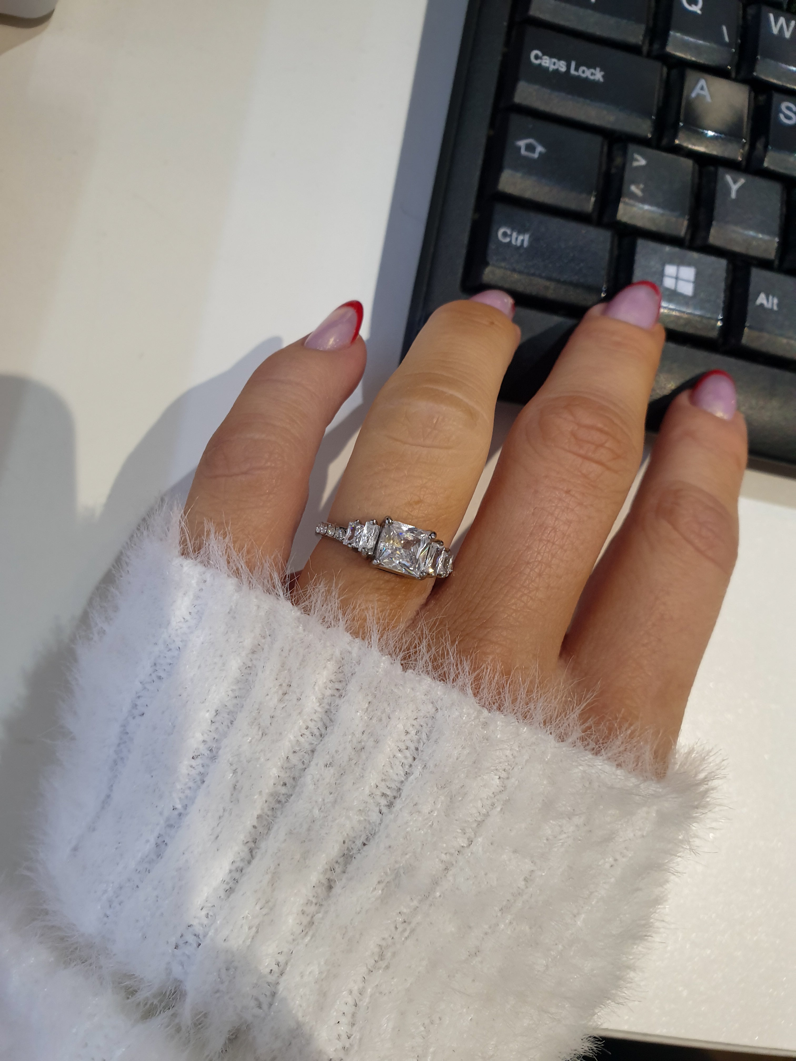 Ring BABE