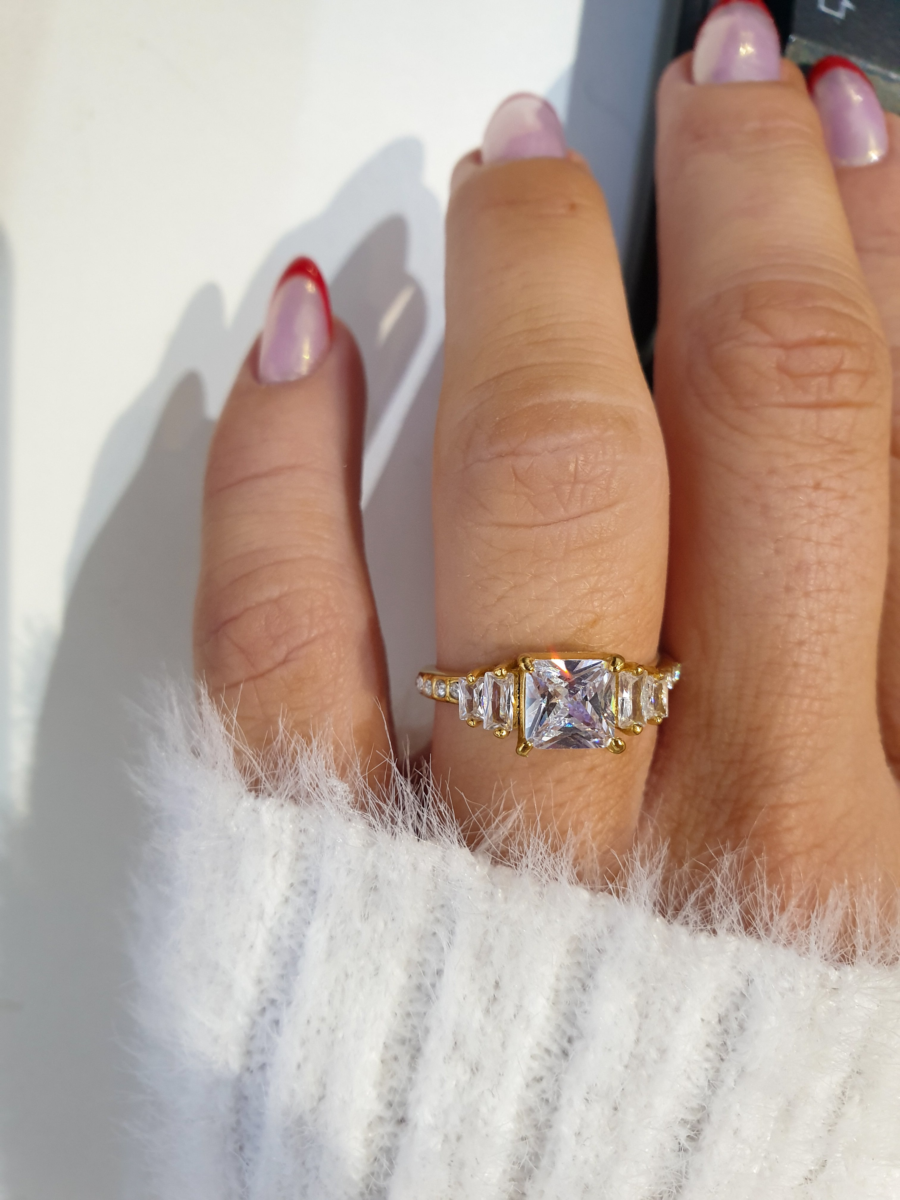 Ring BABE