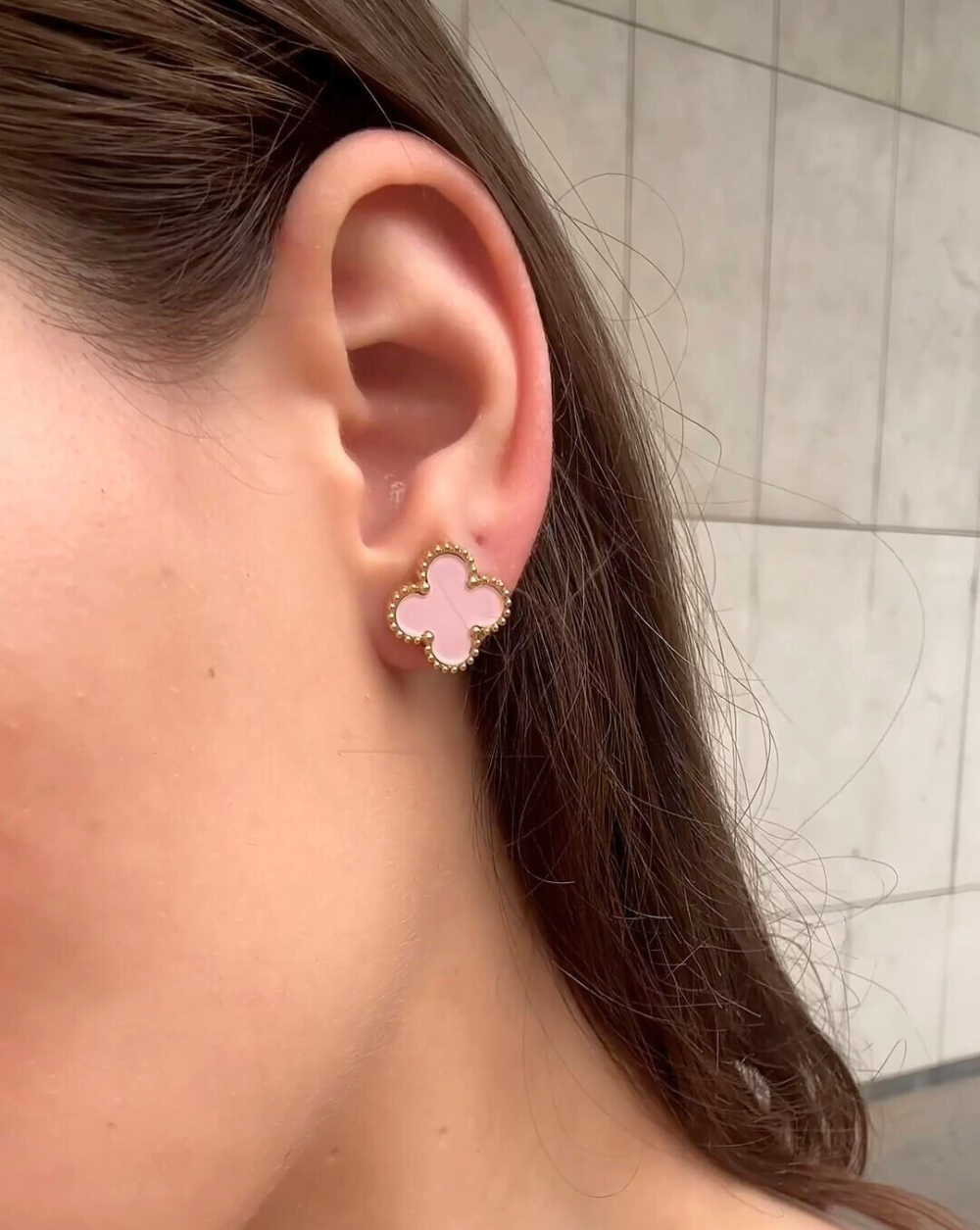 Vtični uhani CLOVER Premium | Pastel roza