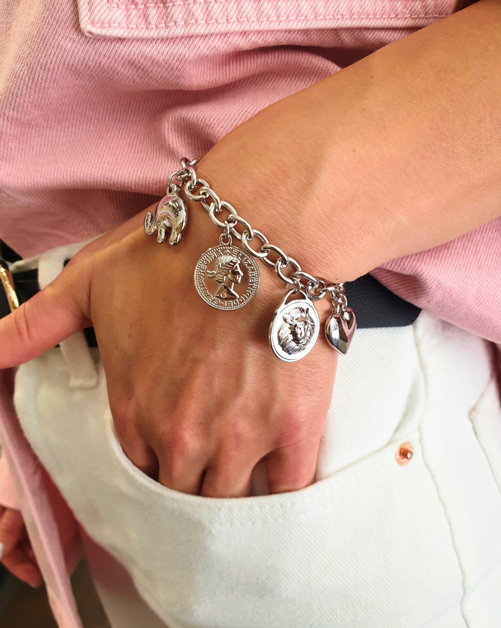 Fashionable Bracelet with SYMBOLIC pendants
