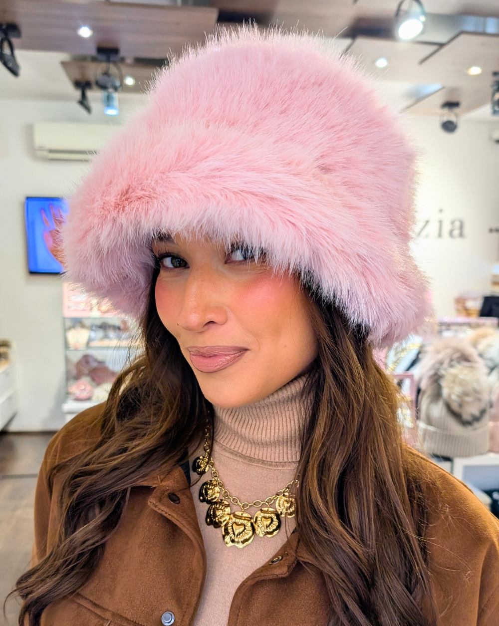 Pelzmütze in Rosa von Patrizia Ljubljana