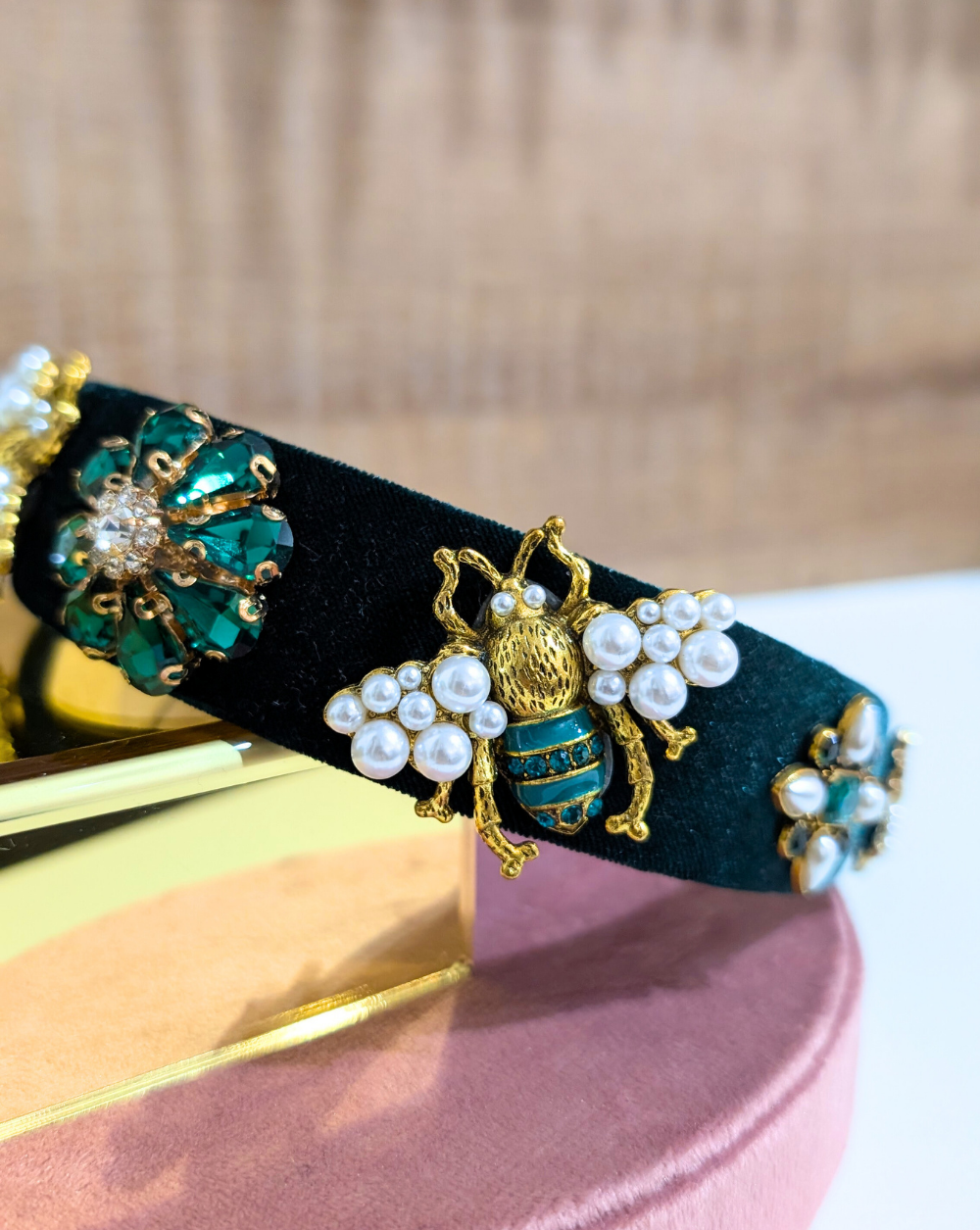 Headband VELVET PEARL green Trgovina Patrizia