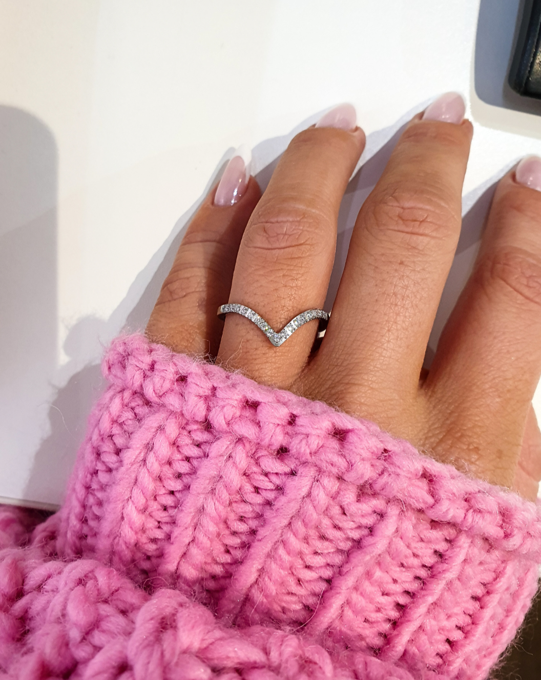 Minimalist Ring V with zircons