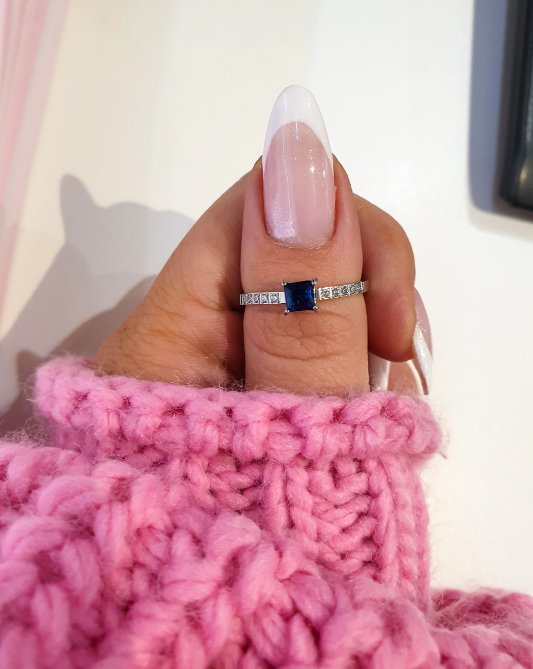 Ring Minimalistisches PAVE Quadrat