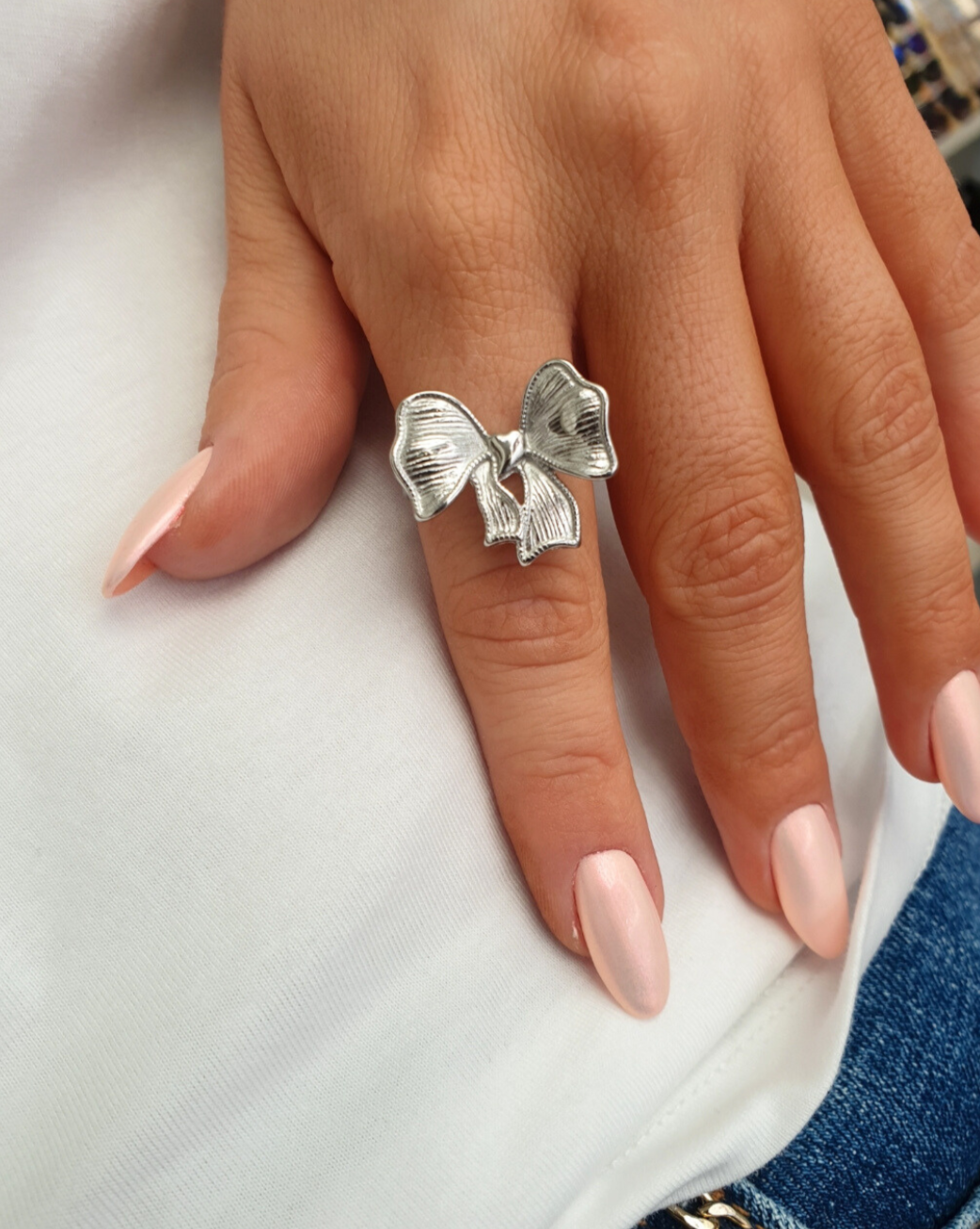 Prstan PAVE BOW