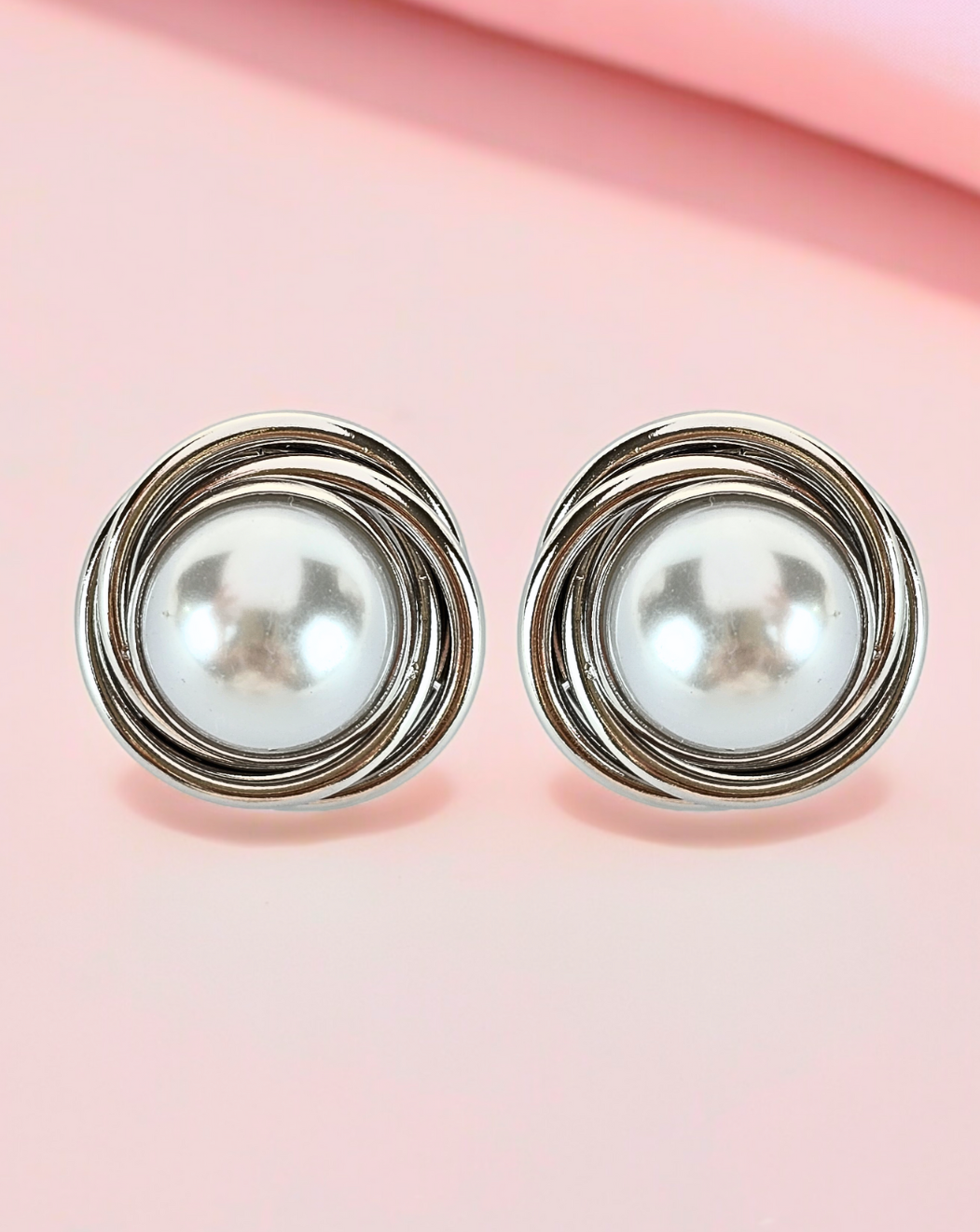 Vtični uhani VINTAGE PEARL