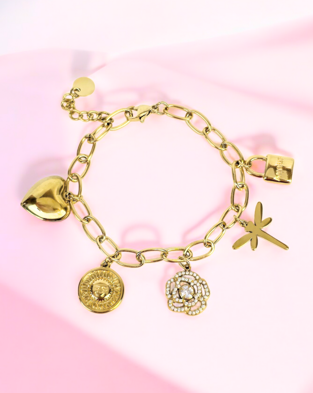 Modisches Armband mit ESSENCE CHARM