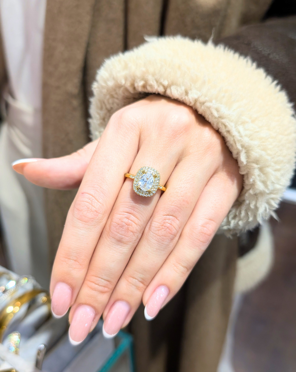 Ring gold color Trgovina Patrizia