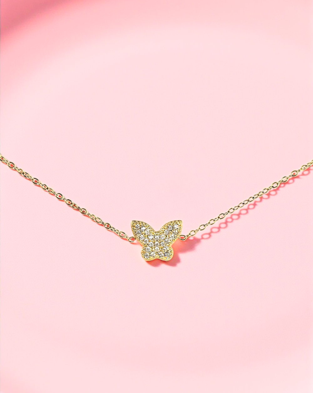 Armband CRYSTAL ist Armband Edelstahl mit einem glitzernden Schmetterling. Trgovina Patrizia