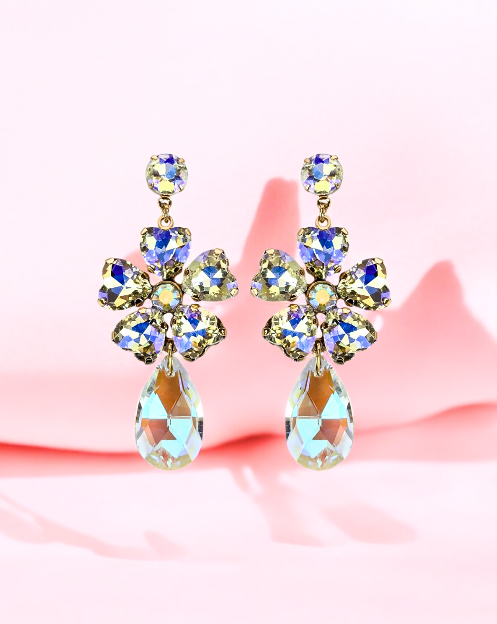 LUXE DAISY Ohrringe mit Strasssteinen | Weiß