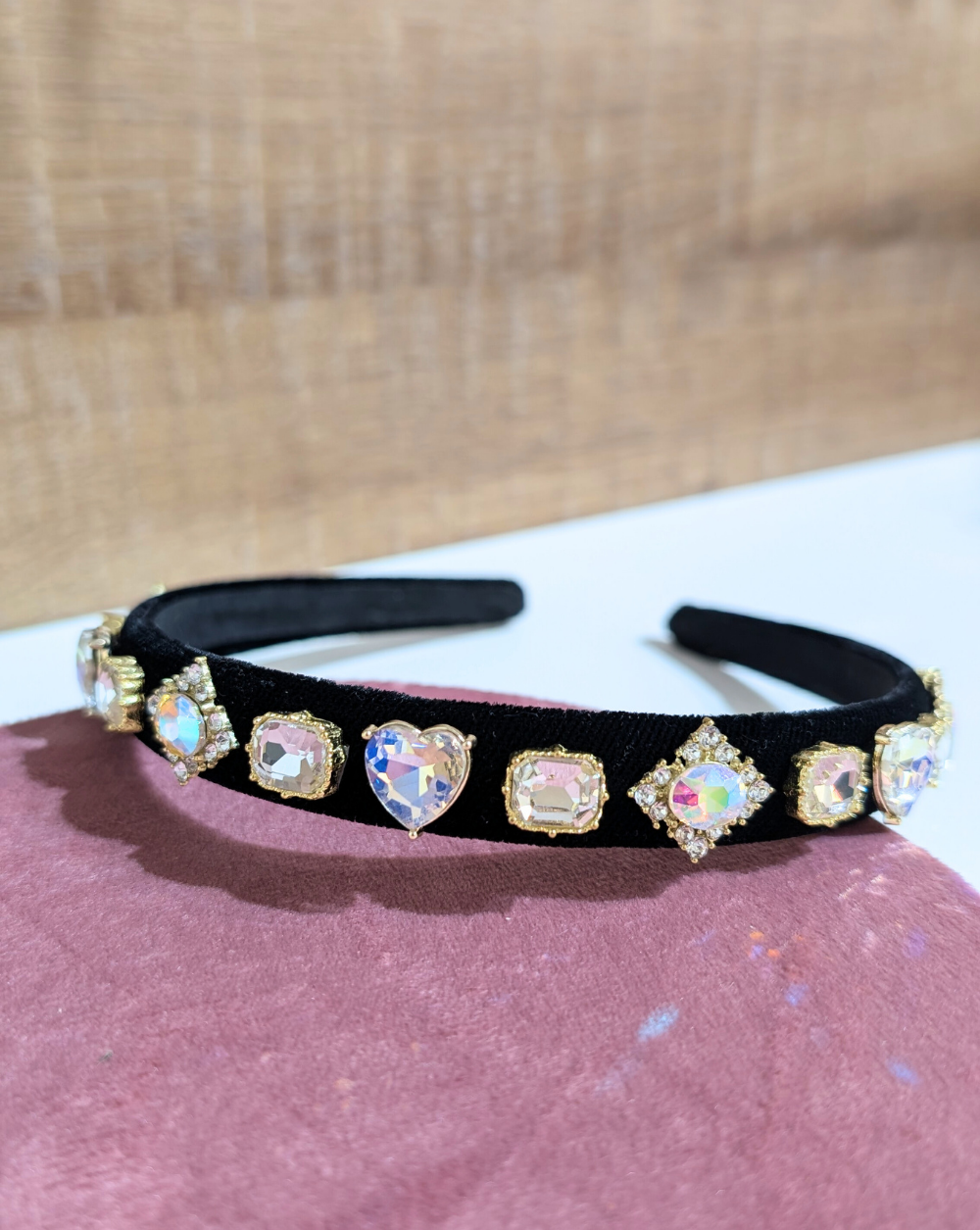 Headband with sparkling crystals – Trgovina Patrizia