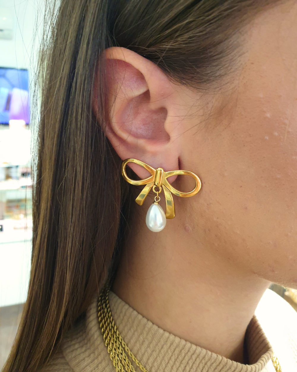 Modni uhani PEARL BOW
