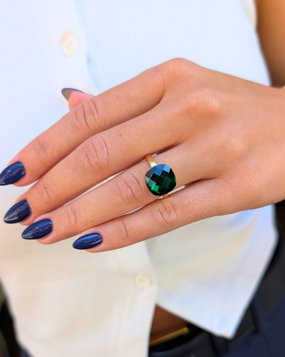 Ring GLOW stainless steel Ring with a distinctive faceted stone on the hand – Trgovina Patrizia