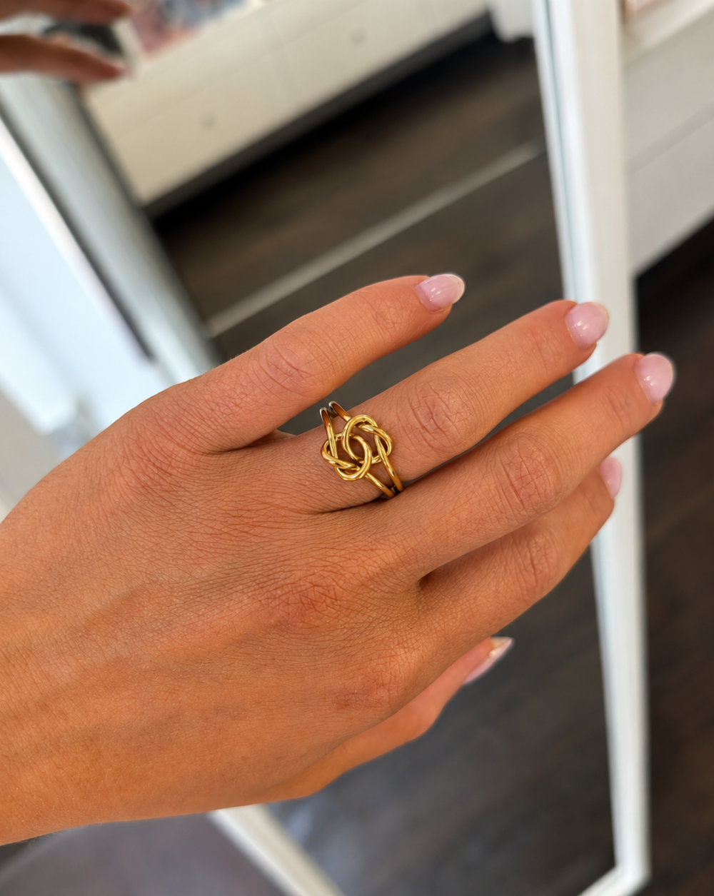 Gold " Ring " TANGLE made of stainless steel with an intertwined design – Trgovina Patrizia Ljubljana.
Select 88 more words to run Humanizer.