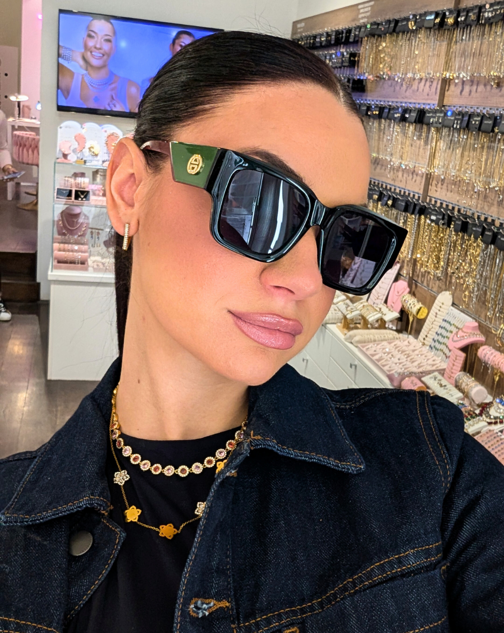 Sončna očala VOGUE, črna geometrijska sončna očala z UV400 zaščito, Patrizia Ljubljana