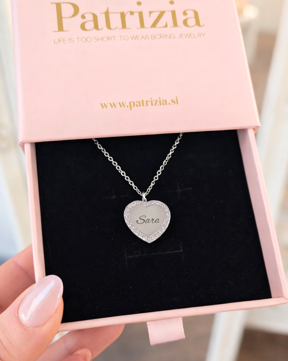 HEART Necklace with engraved name made of stainless steel in gift packaging – Trgovina Patrizia