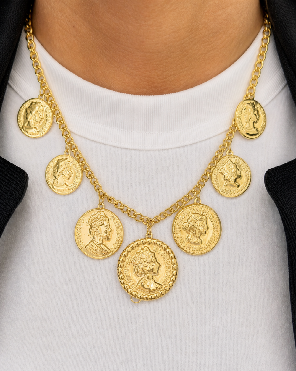 Fashion necklace dangling coin medallions made of stainless steel or surgical steel – trgovina Patrizia , statement vintage jewelry