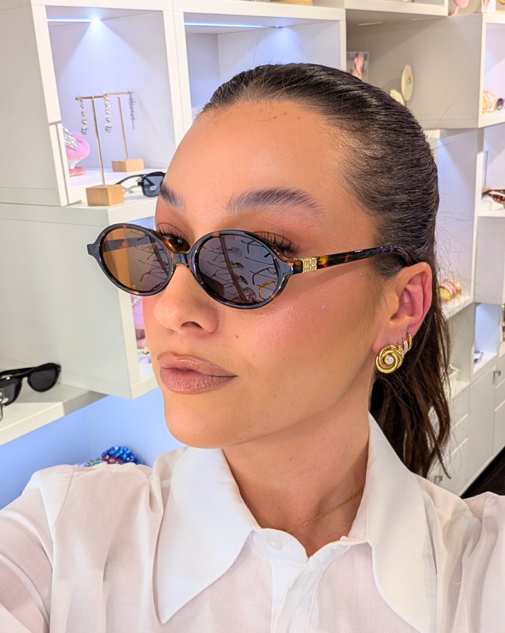 Sunglasses narrow oval lenses and UV400 protection – trgovina Patrizia , a modern and elegant fashion accessory, 2026 trend