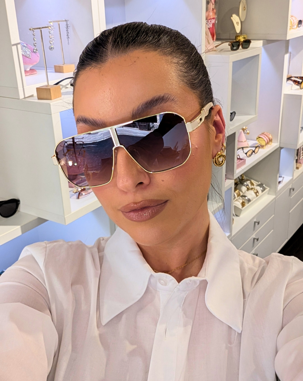 Sunglasses large geometric lenses and UV400 protection – trgovina Patrizia , a modern, luxurious fashion accessory