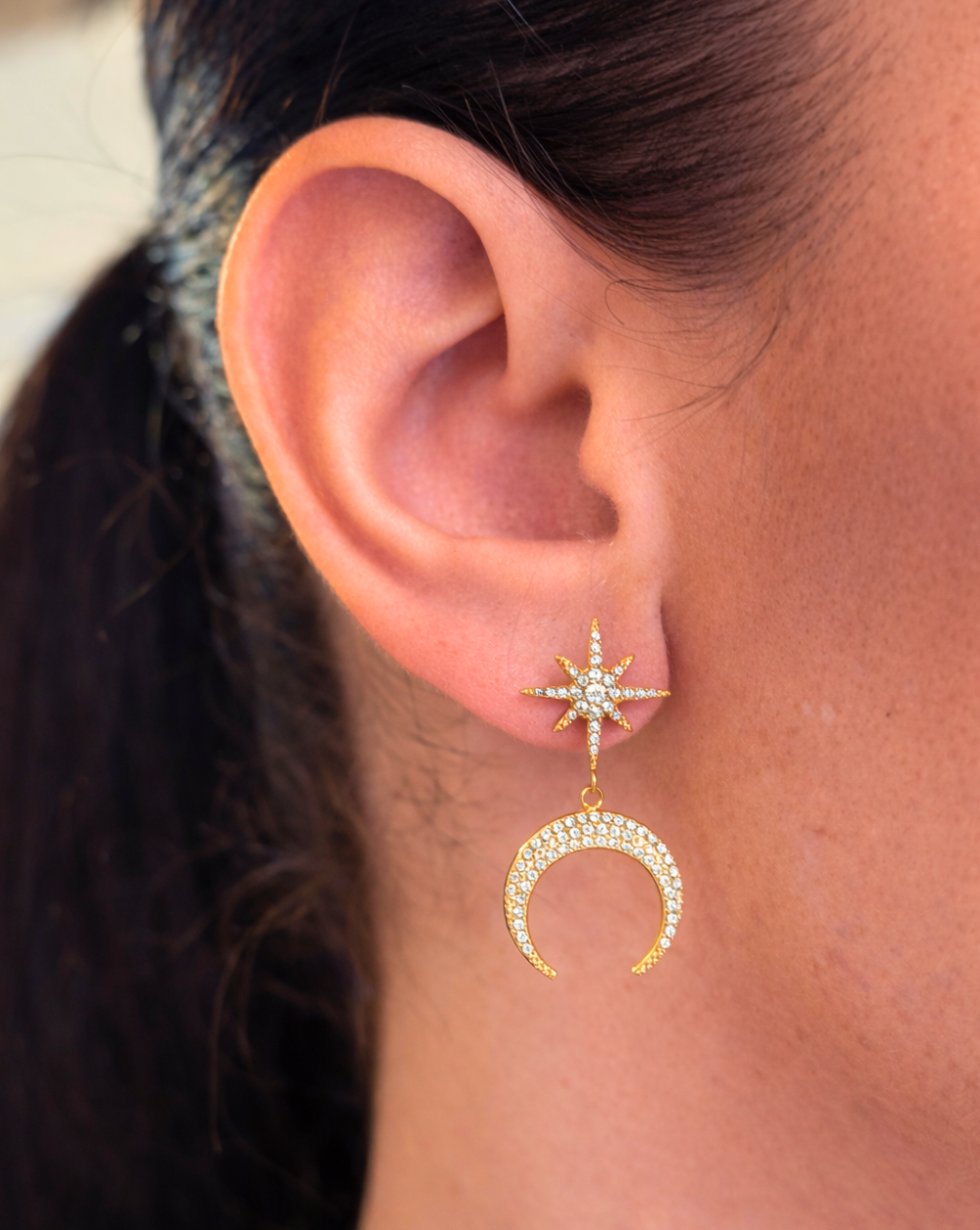 Naušnice sa zvijezdom i polumjesecom od nehrđajućeg ili kirurškog čelika – trgovina Patrizia Ljubljana, statement elegantan nakit