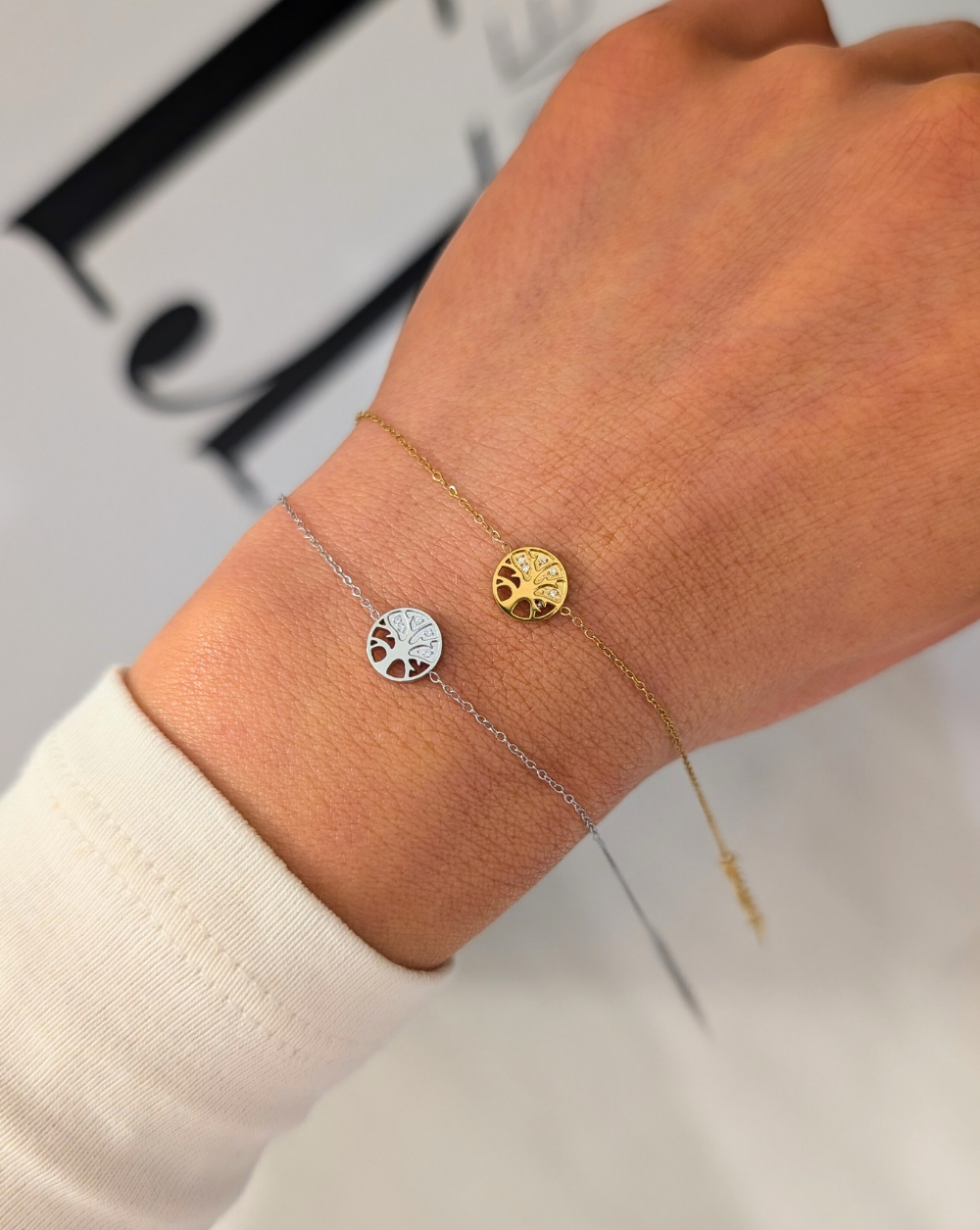 Bracelet a mini Tree of Life motif made of stainless steel or surgical steel – trgovina Patrizia , minimalist symbolic jewelry