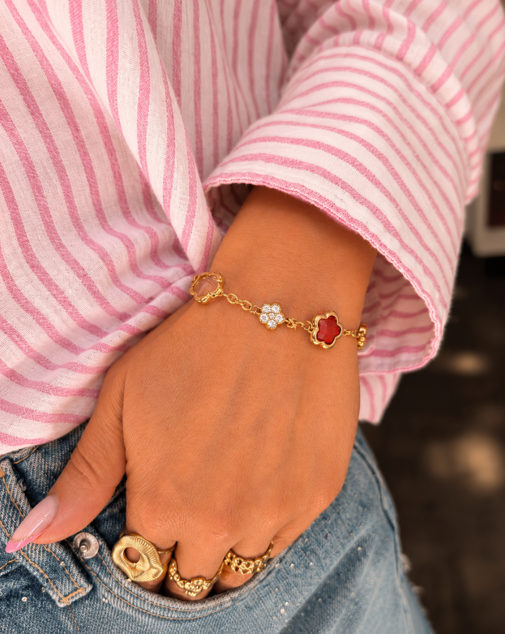 Zlata zapestnica FLORAL JEWELS iz nerjavečega jekla s steklenimi in bleščečimi cvetličnimi motivi v rdeči in roza barvi – Trgovina Patrizia Ljubljana.