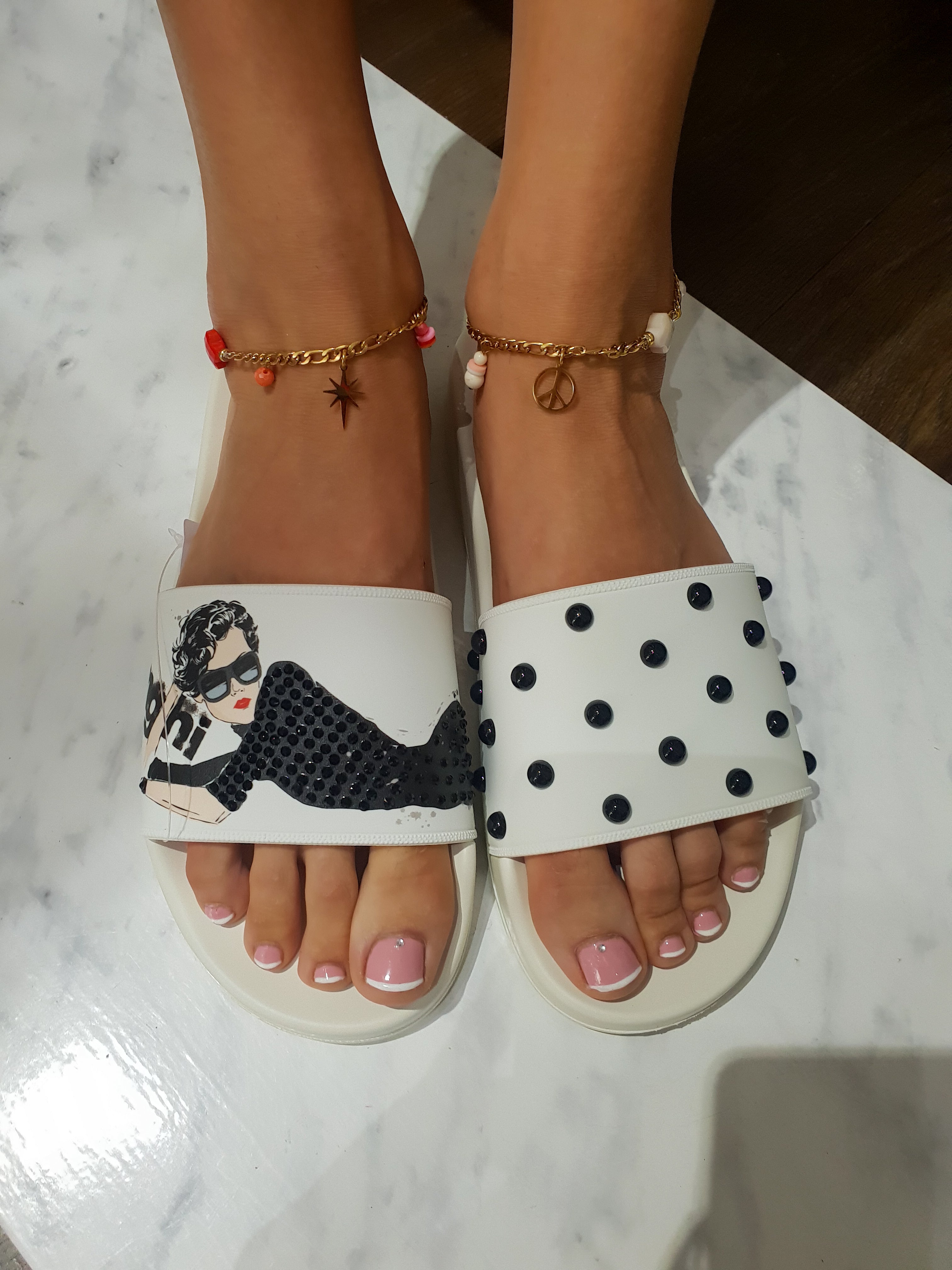 MENGHI Natikači Swarovski Pearls | White