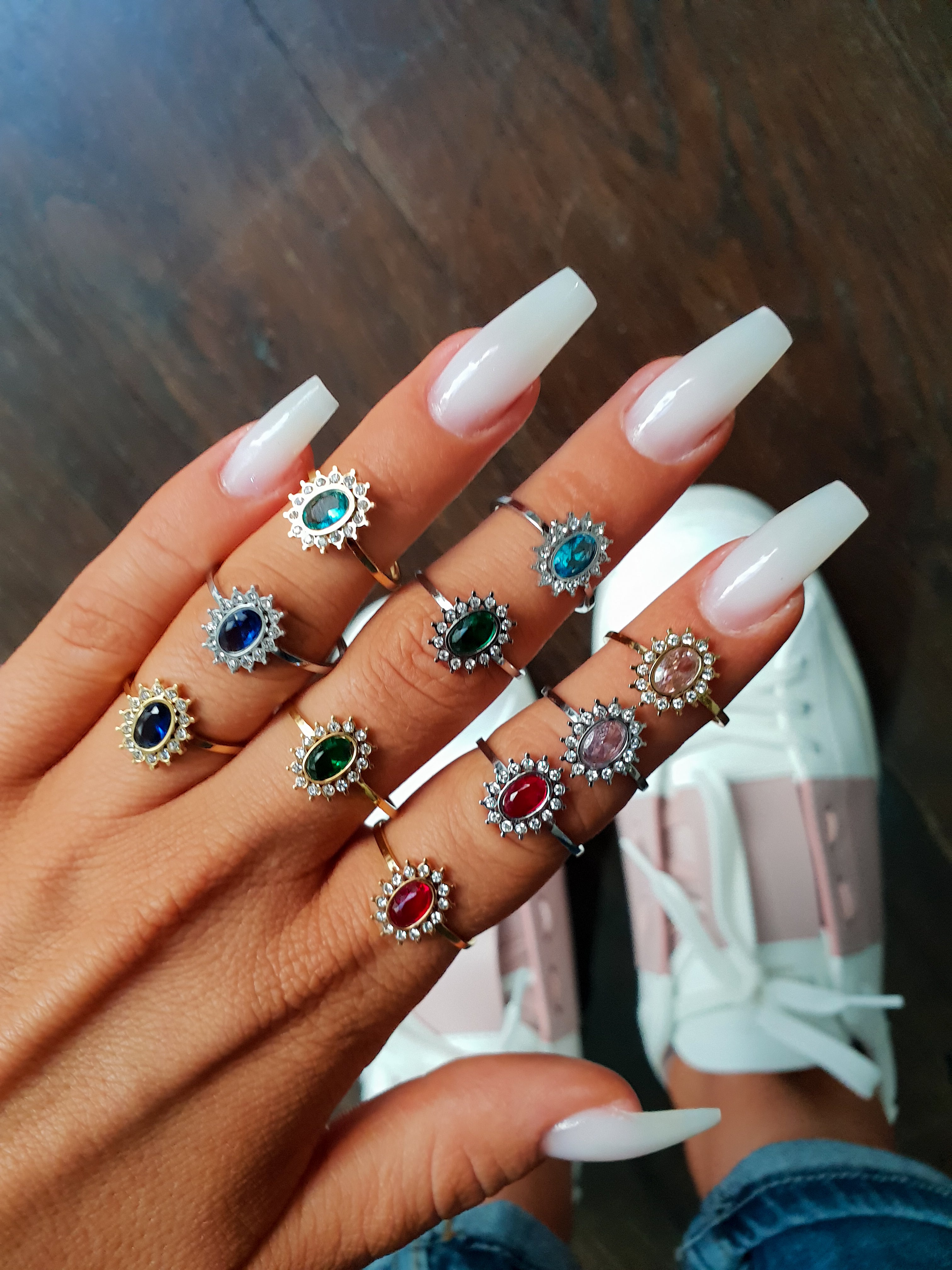 Ring QUEEN