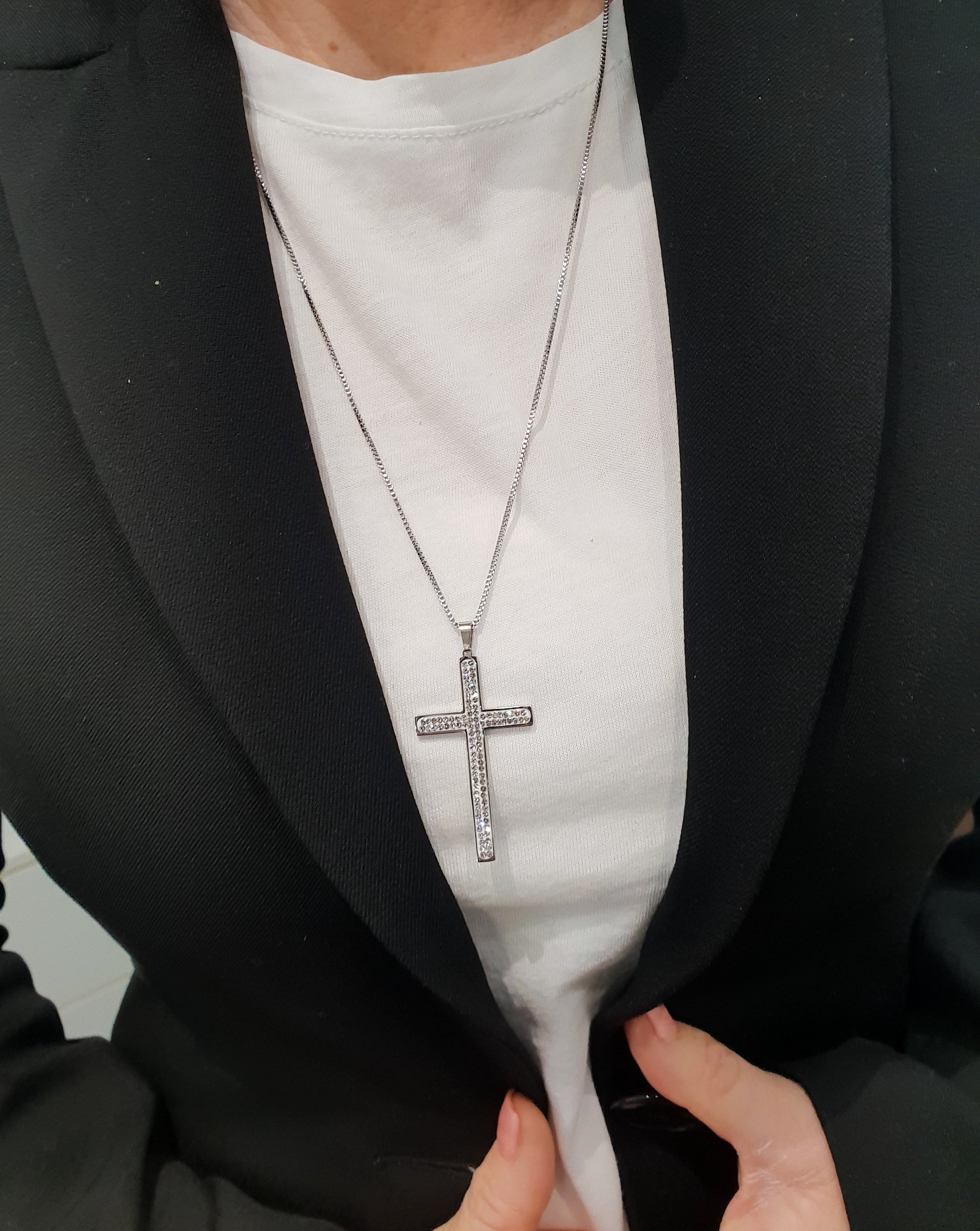 Halskette Langes CROSS | mit Kristallen