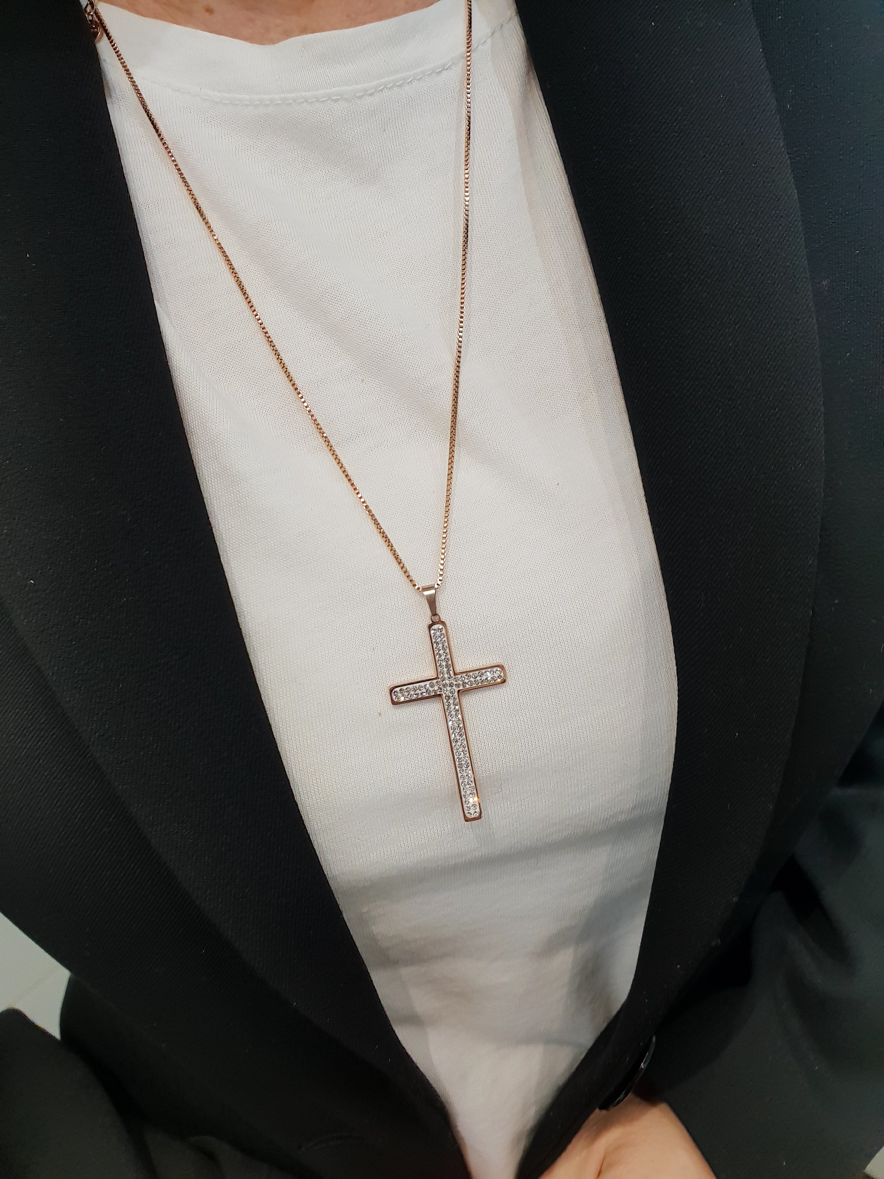 Halskette Langes CROSS | mit Kristallen