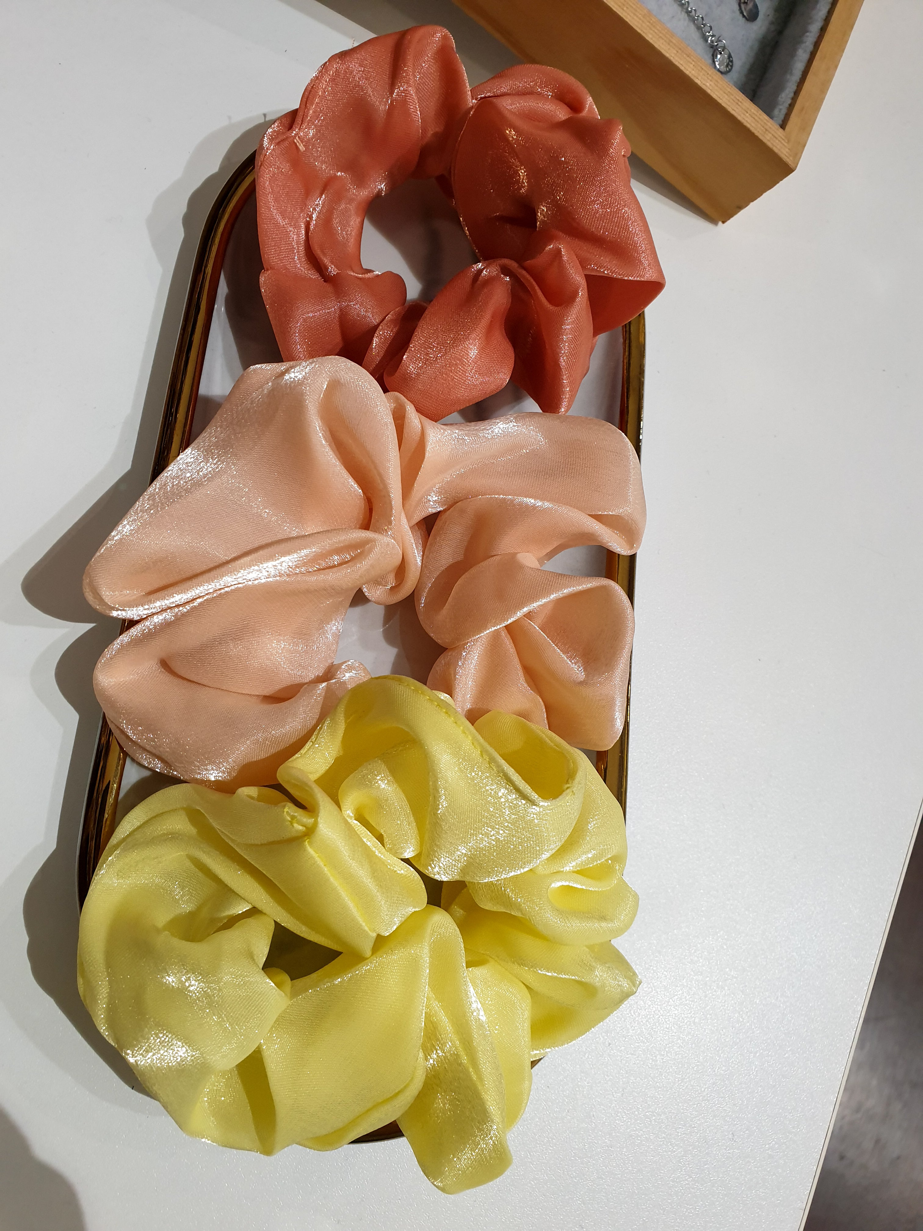 Scrunchie Glossy