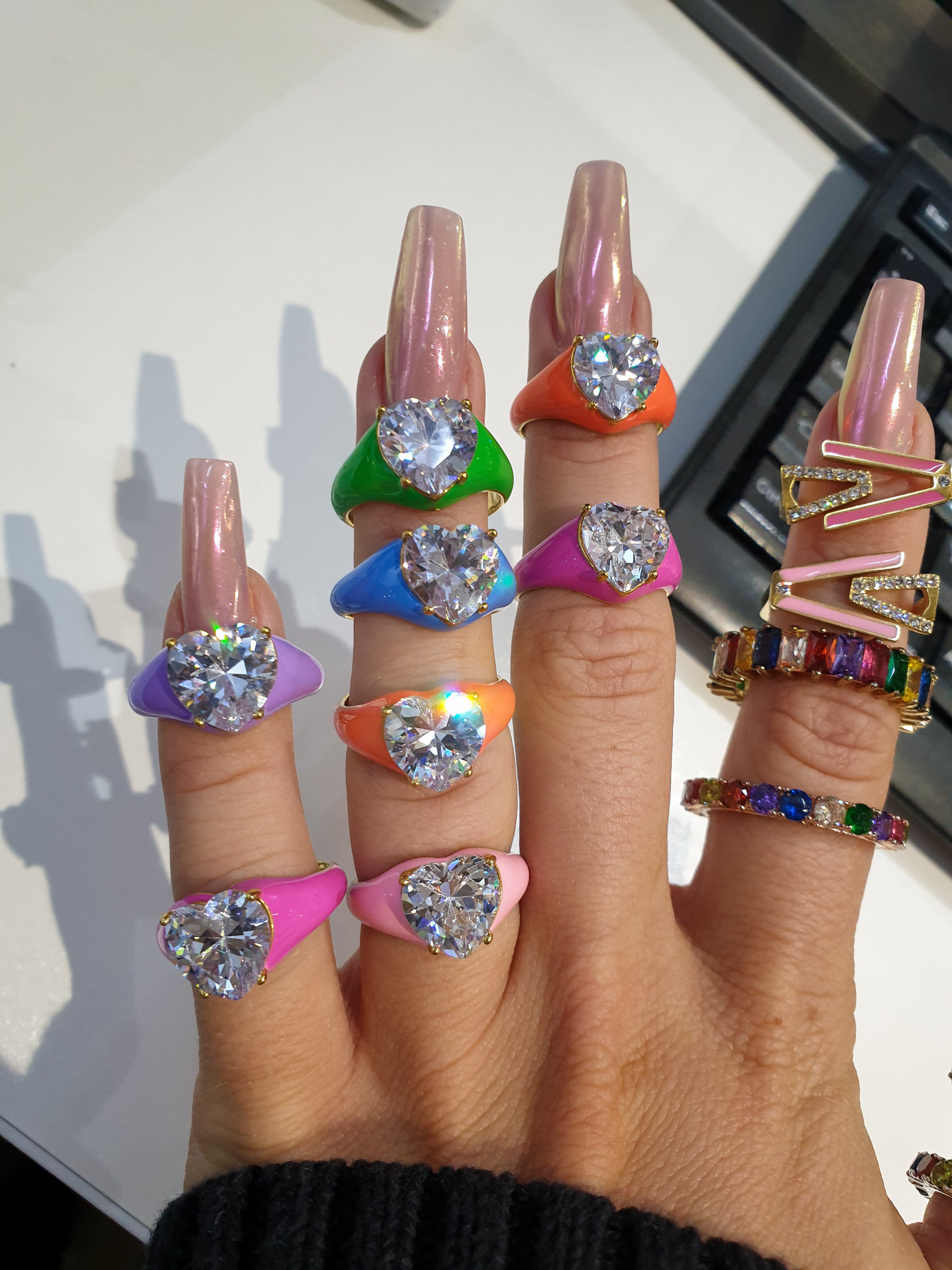 Ring ADORE