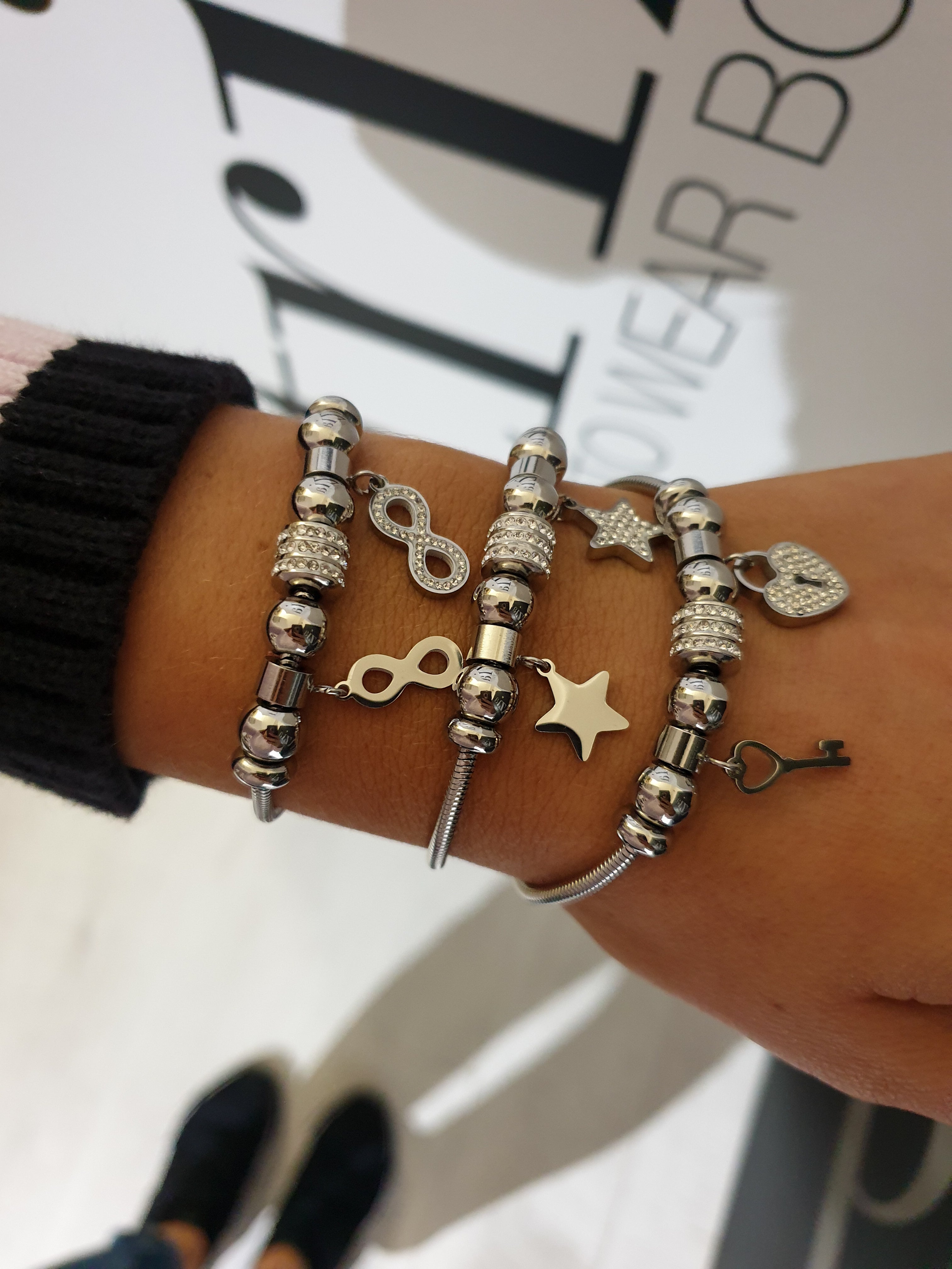Armband mit hängenden Anhängern | Silver