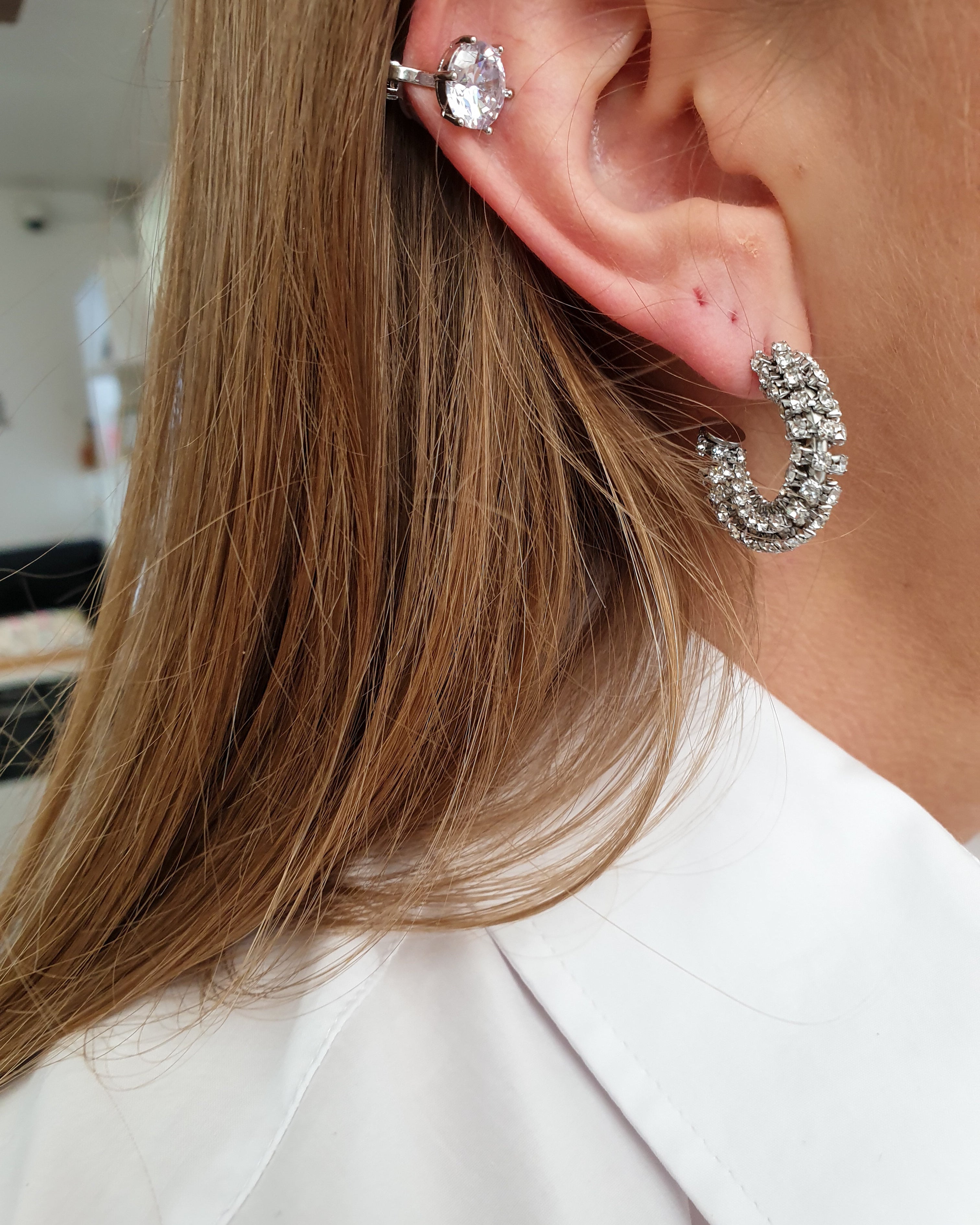 Runde Ohrringe mit Strasssteinen FASHION