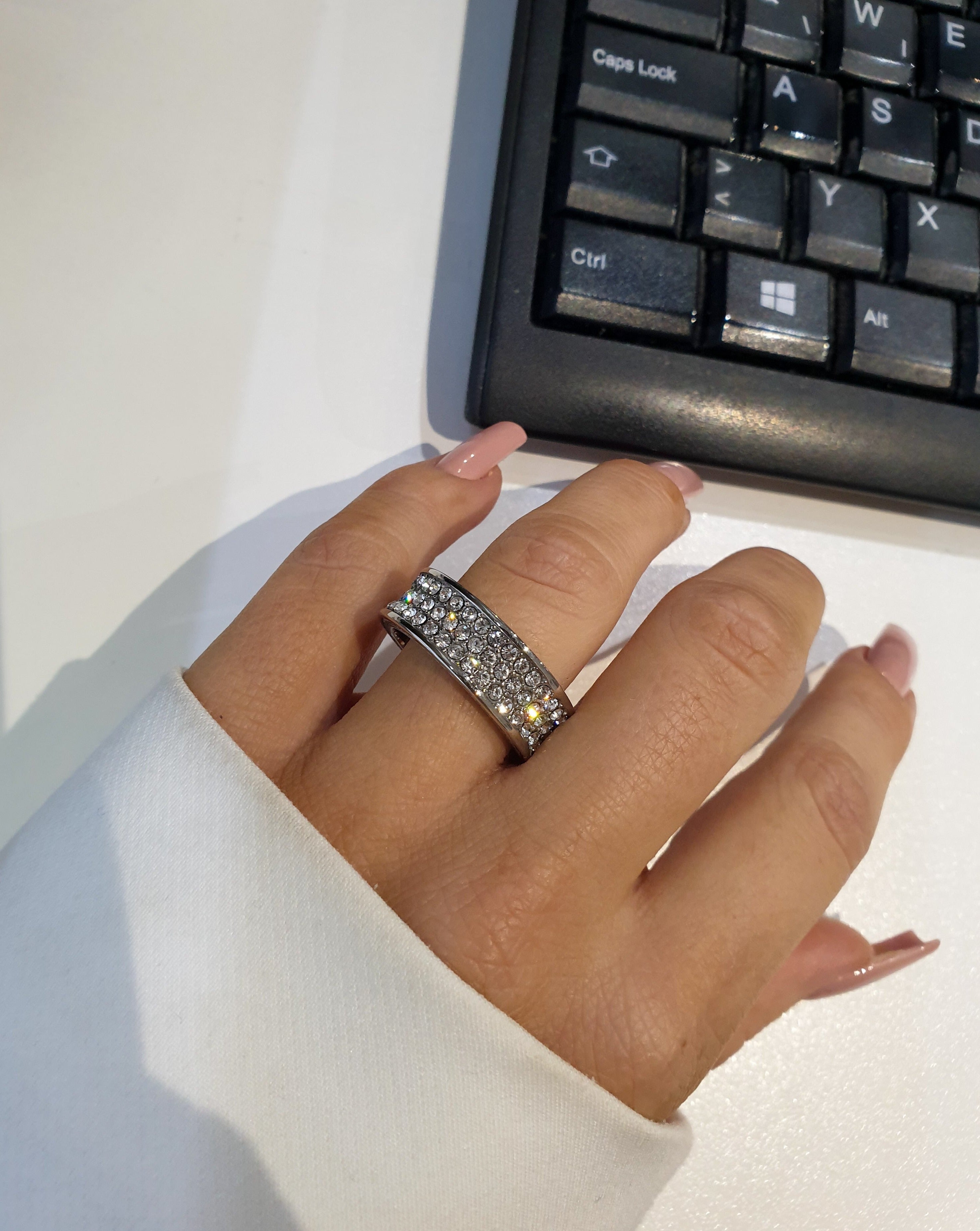 Ring OBSESSION