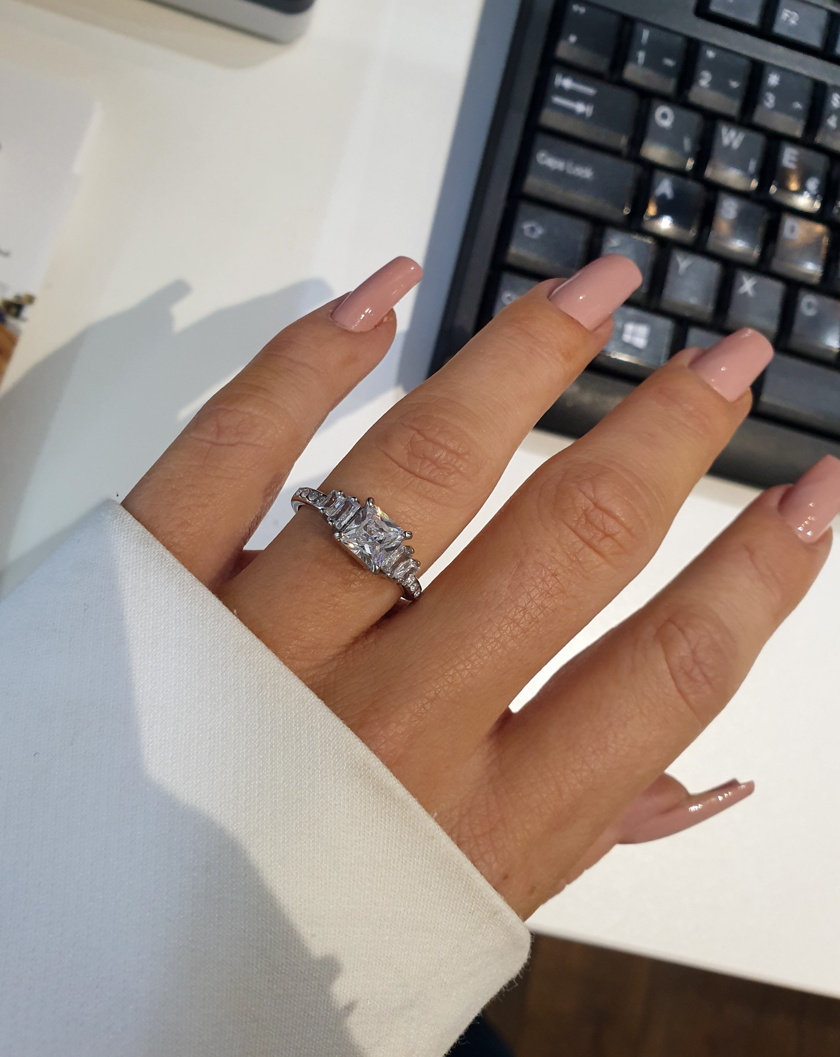 Ring BABE