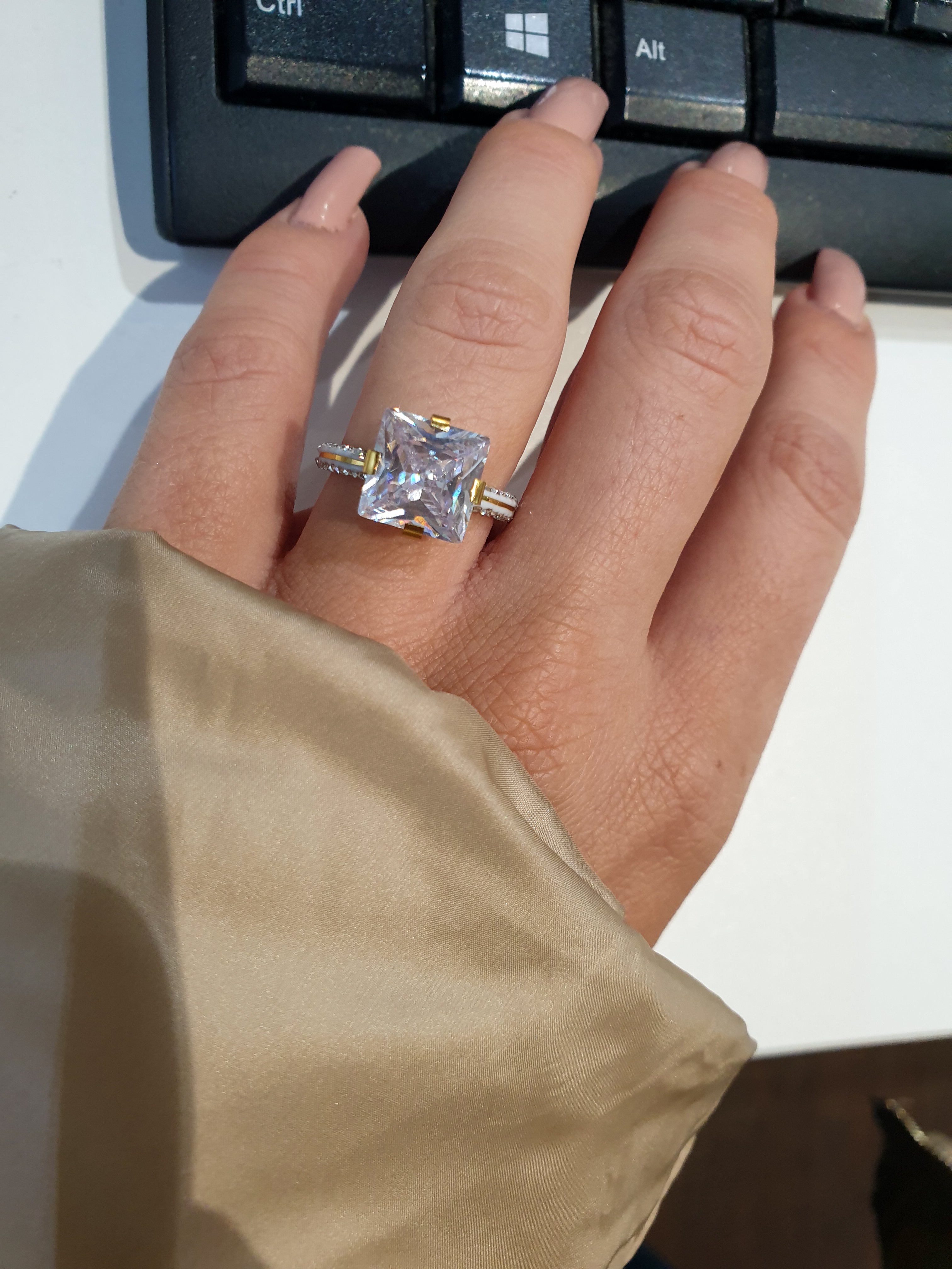 Ring TAKEN | Gold