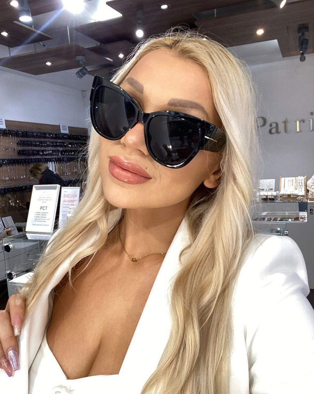 Sonnenbrille Black - Patrizia