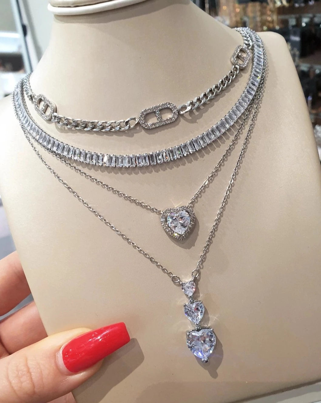 Halskette mit Zirkonen | Silver
