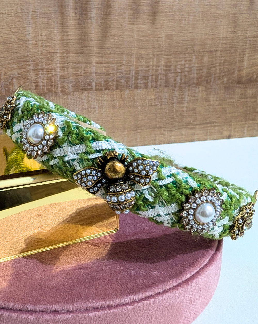 Headband  CHIC  in a tweed look in green Trgovina Patrizia