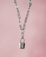 Chain with pendant-lock