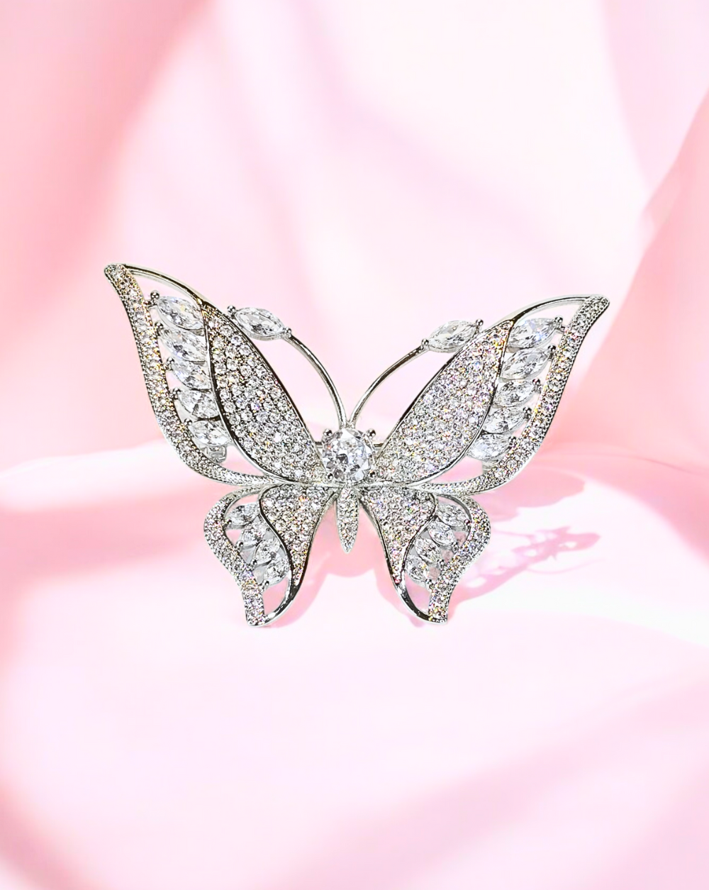 Brosche FUNKELNDER SCHMETTERLING