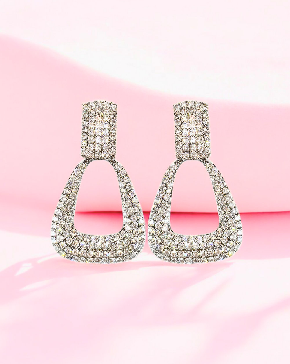 PAVÉ DANGLES viseće naušnice