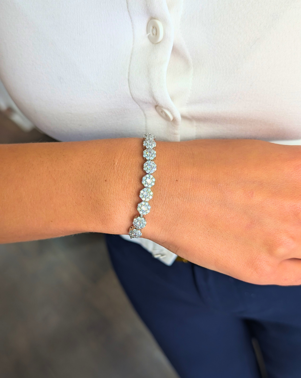 Schillerndes Armband mit Strasssteinen ROUND LUXE Trgovina Patrizia Ljubljana