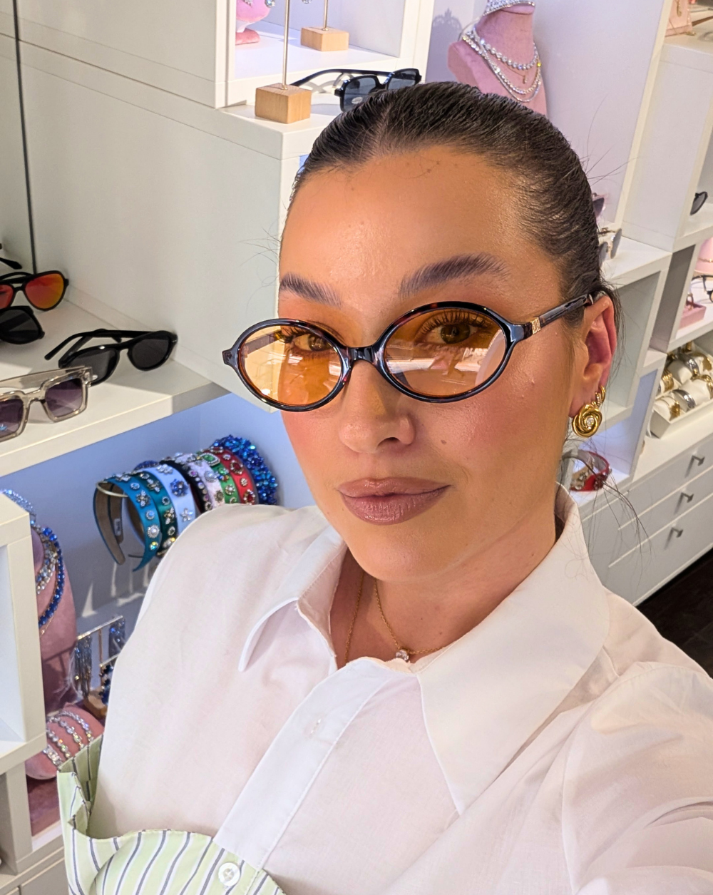 Sunglasses narrow oval lenses and UV400 protection – trgovina Patrizia , a modern and elegant fashion accessory