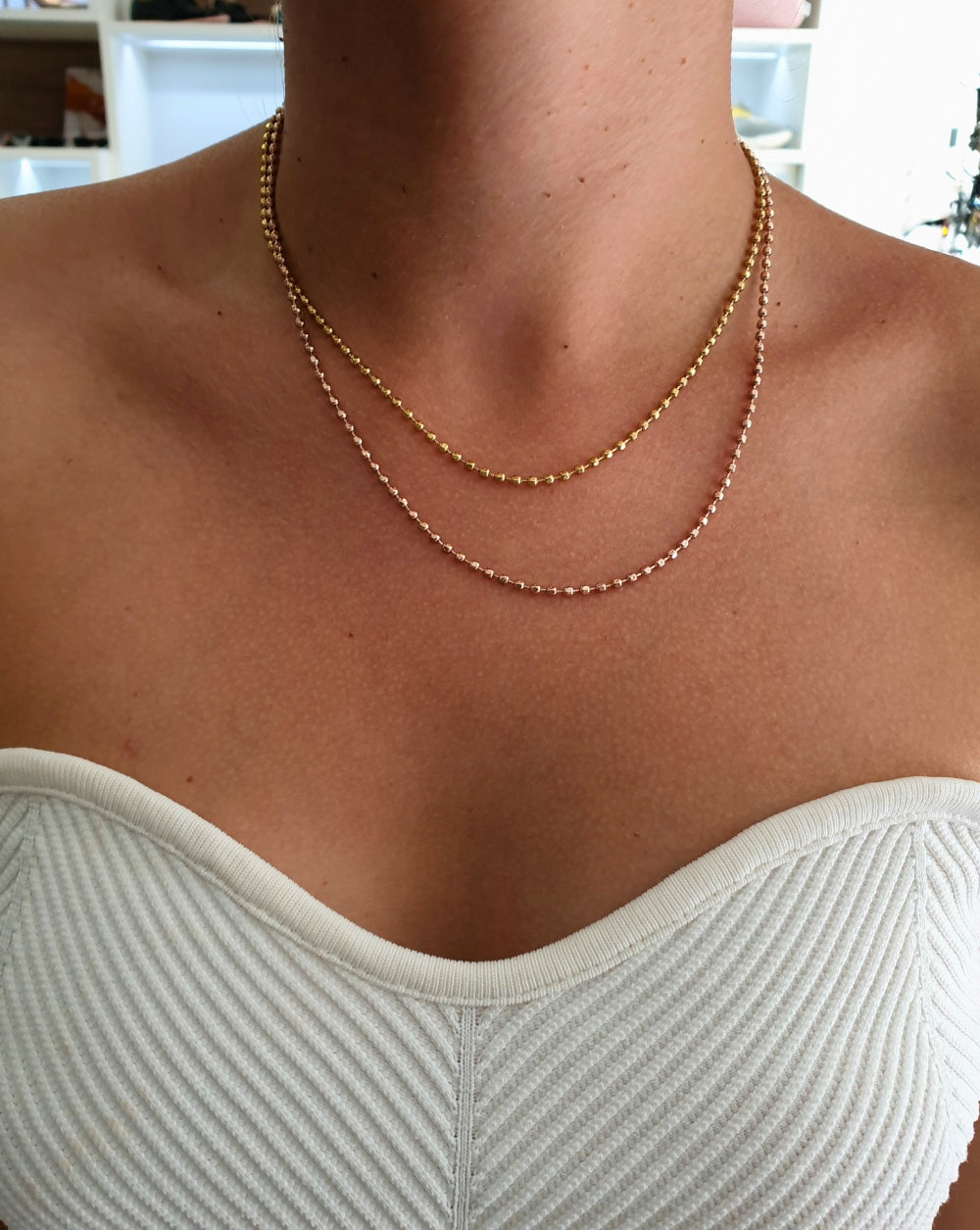 Thin fashion necklace with beads | Rose gold