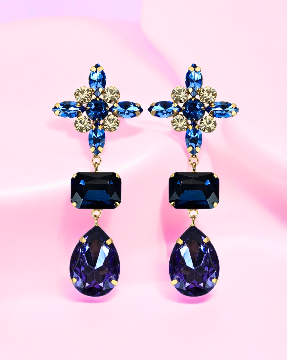 FLICKER dangle earrings with rhinestones | Blue