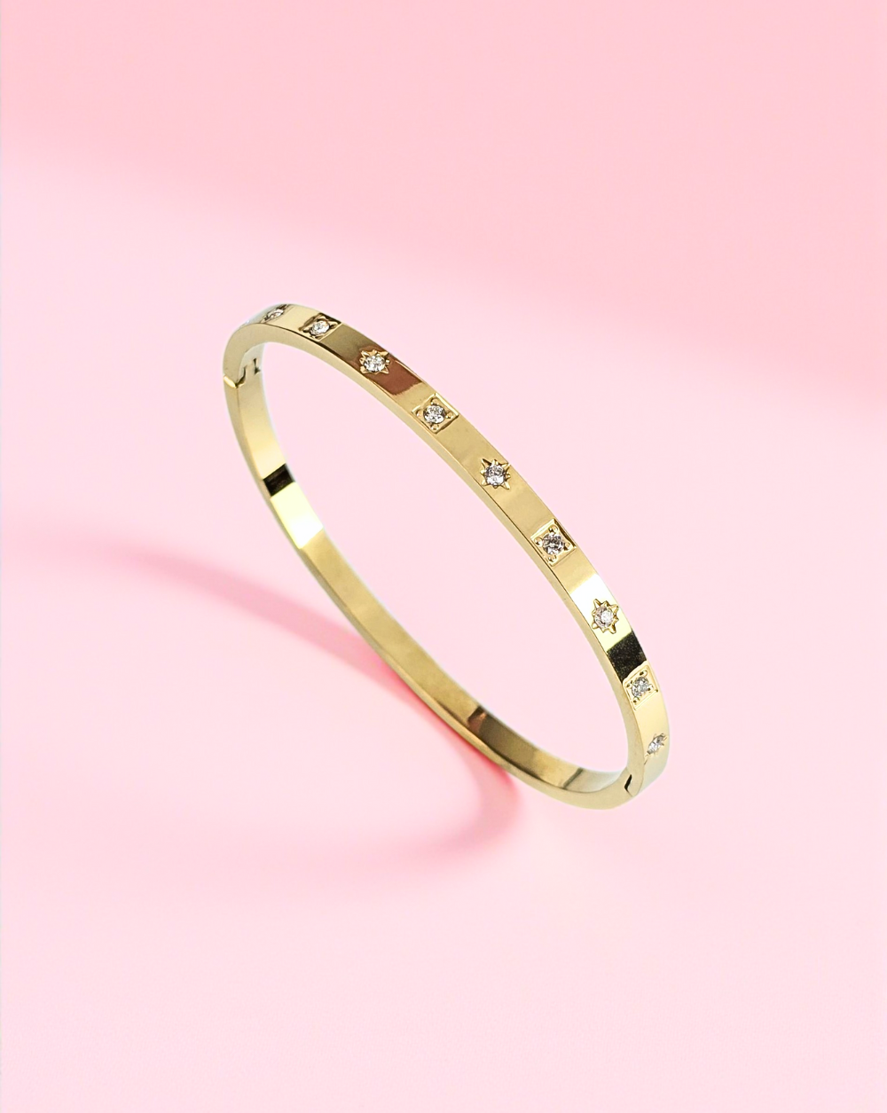 STELLAR Armband  mit kleinen sternförmigen Kristallen. Trgovina Patrizia Ljubljana